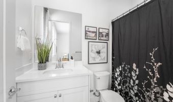 2180 Corsair St, Alameda, CA 94501