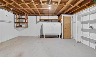 45 Hamden Rd, Cranston, RI 02920