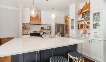 507 Village Loop Dr, Apex, NC 27502