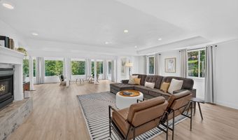 1979 S CAVE HOLLOW Way, Bountiful, UT 84010