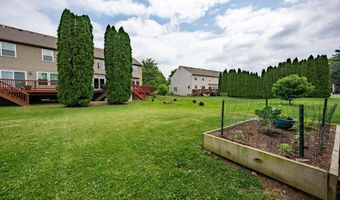 1658 PINEWIND Dr, Alburtis, PA 18011