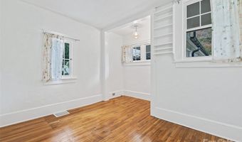111 Rathfarnham Cir, Asheville, NC 28803
