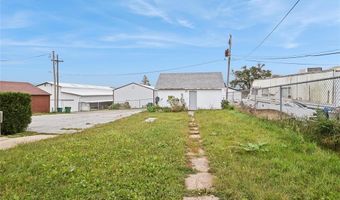 88 Main Ave, Atkins, IA 52206
