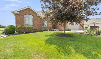 2111 Bunker Ct, Auburn, IN 46706