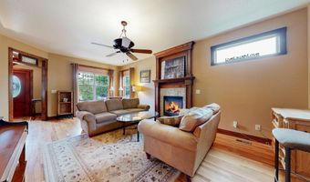 1030 5th St, Berthoud, CO 80513