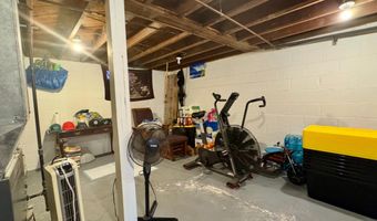 810 S Merton St, Aberdeen, SD 57401