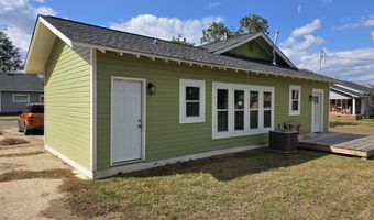 512 N 5th St, Amory, MS 38821