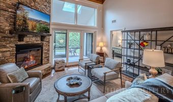 123 Bear Cub Ln 123, Banner Elk, NC 28604