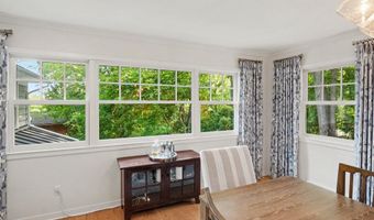 9 E Heatheridge St, Ann Arbor, MI 48104