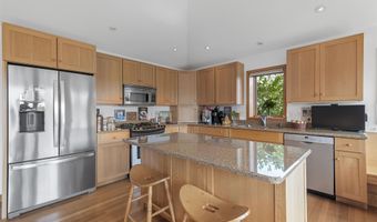 9364 Spring Creek Rd, Amherst, WI 54406