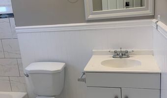 2504 FRANKLIN St W, Baltimore, MD 21223