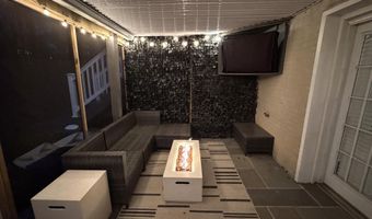 2120 S LOWELL St, Arlington, VA 22204