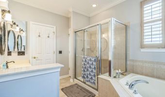14 Hot Springs Ter, Barnegat, NJ 08005