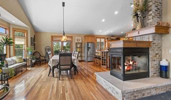 N3224 FEATHER RIDGE Drive, Appleton, WI 54913