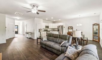 372 Highland Pointe Dr, Alto, GA 30510
