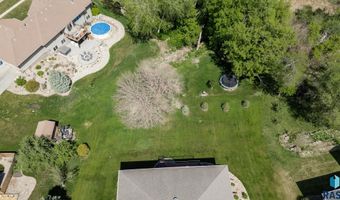 608 N Riverwood Cir, Brandon, SD 57005