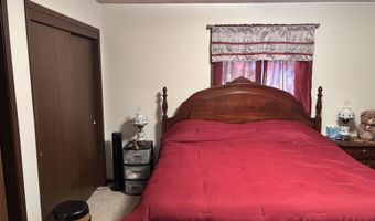107 Golf Course Dr, Armstrong, IA 50514
