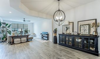 3075 N Spurway Dr, Ann Arbor, MI 48105