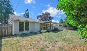 3279 ORIOLE St, Springfield, OR 97477