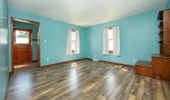 216 5th St, Allison, IA 50602