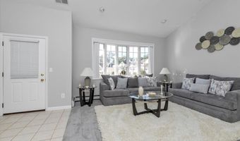 6 Sarah Ct, Amityville, NY 11701