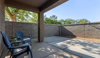 484 E RAINBOW Dr, Chandler, AZ 85249