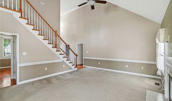 100 Cross Pointe Ln, Aberdeen, NC 28315