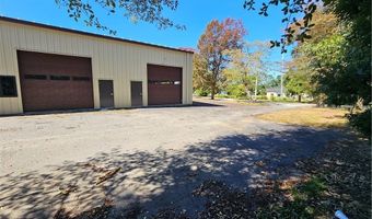 120 Broad Common Rd, Bristol, RI 02809