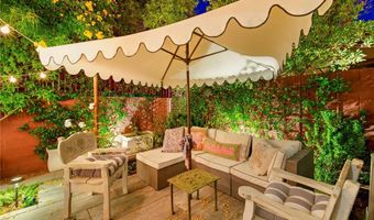 5677 Garriga Dr, Las Vegas, NV 89135