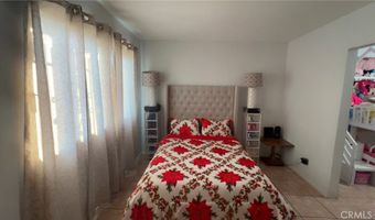 1715 E 70th, Los Angeles, CA 90001