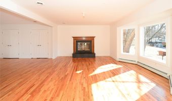 7 Kile Ct, Airmont, NY 10952