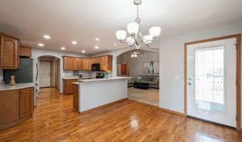 608 Ridgeview Way, Atkins, IA 52206