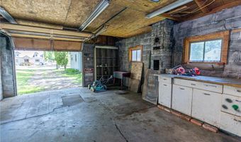 1318 Irving St, Alexandria, MN 56308
