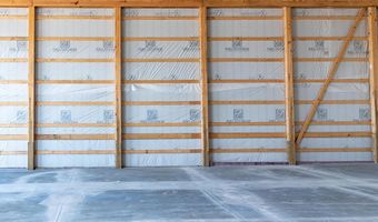 3042 Luxury Barn Ln 31, Traverse City, MI 49685