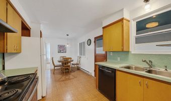 240 S HARBOR St, Rockaway Beach, OR 97136