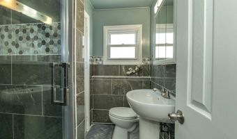 673 N Dover Ave, Atlantic City, NJ 08401