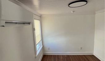 57 Gould St, Newport, RI 02840