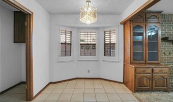 2524 N Robin St, Altus, OK 73521