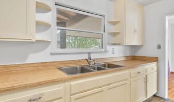 10765 Lupin Way, La Mesa, CA 91941