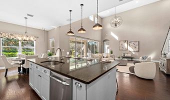 6640 PARK STRAND Dr, Apollo Beach, FL 33572