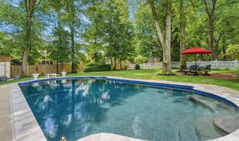 9403 FERRY LANDING Ct, Alexandria, VA 22309