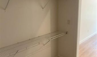 29 Burgess Pkwy 203, East Providence, RI 02914