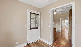 372 Reynoir St, Biloxi, MS 39530