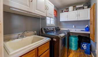 508 River View Dr, Cody, WY 82414