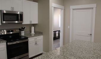 1015 E Canyon Dr, Big Water, UT 84741