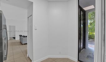 3300 NE 192nd St 118, Aventura, FL 33180