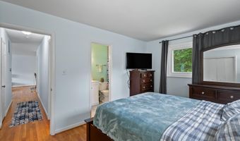 13409 CRISPIN Way, Rockville, MD 20853