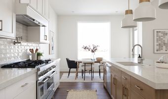 3232 W JAYDEN MAE Dr, Bluffdale, UT 84065