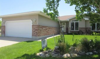 138 Buena Vista Ave, Cody, WY 82414