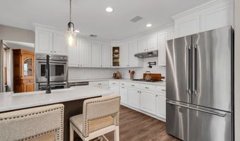 450 E Bay Ave, Barnegat, NJ 08005